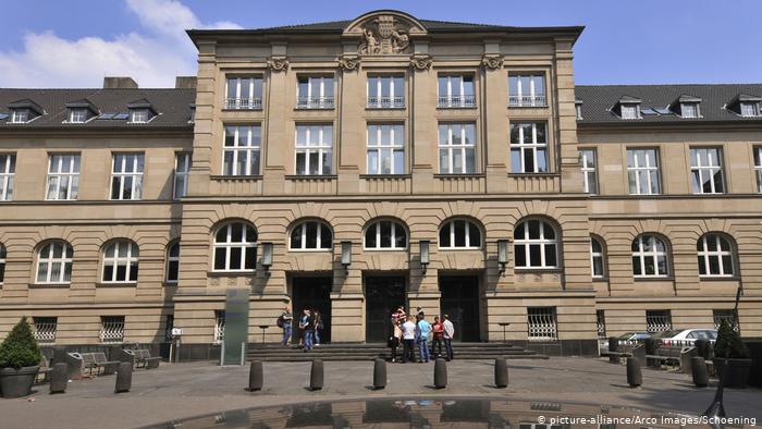 Trường Đại học Kỹ thuật Köln.