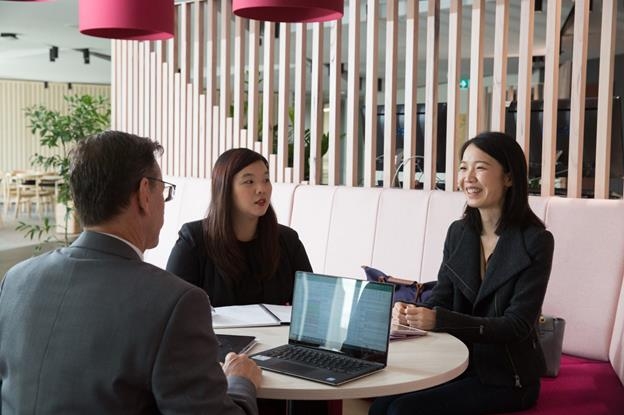 Macquarie Uni có nhiều hỗ trợ dành cho sinh viên, đặc biệt là các ưu tiên dành cho sinh viên quốc tế nhập học kỳ tháng bảy.