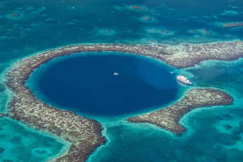 ssdh-great-blue-hole-belize