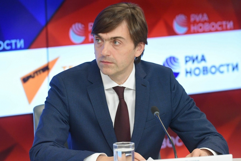 Bộ trưởng Giáo dục Nga Sergey Kravtsov.