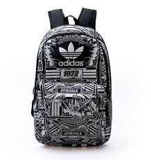 phu-kien-nam-sinh-balo