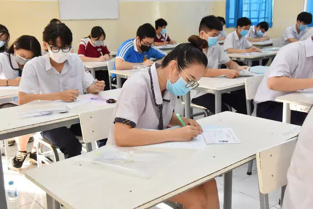 Thí sinh thi tốt nghiệp THPT 2021 đợt 1 tại TP.HCM. Ảnh: TẤN THẠNH