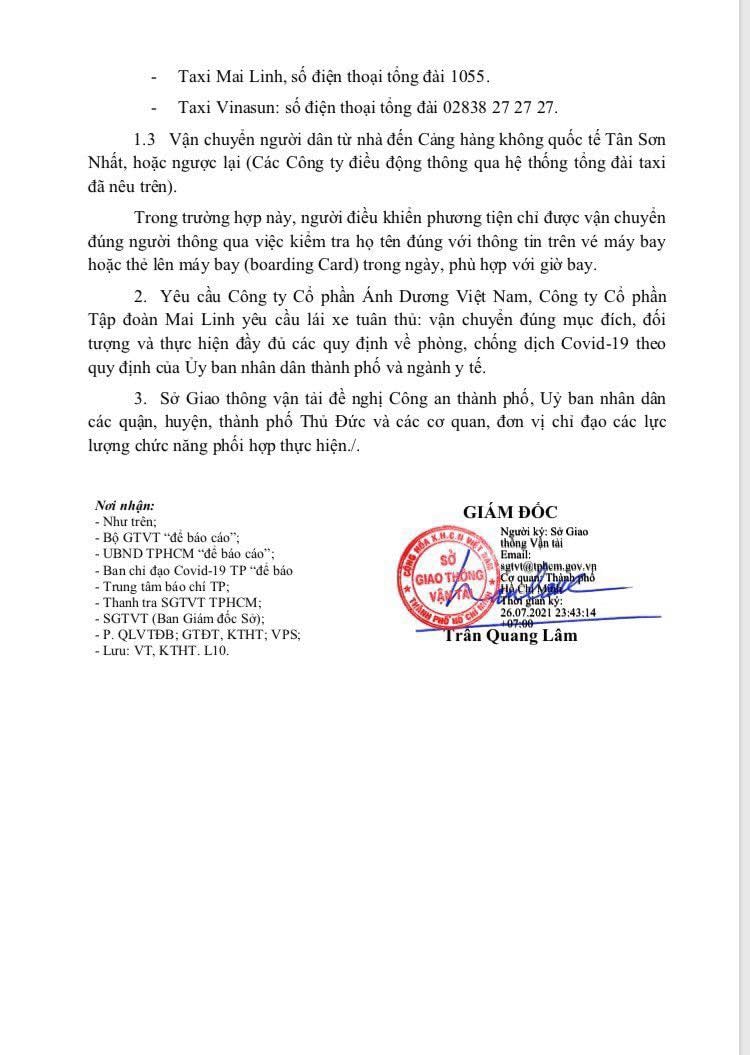 ra san bay mua dich.jpg 2