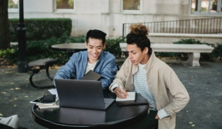 Sĩ-tử-cần-lưu-ý-diều-gì-trong-ngày-thi-PTE